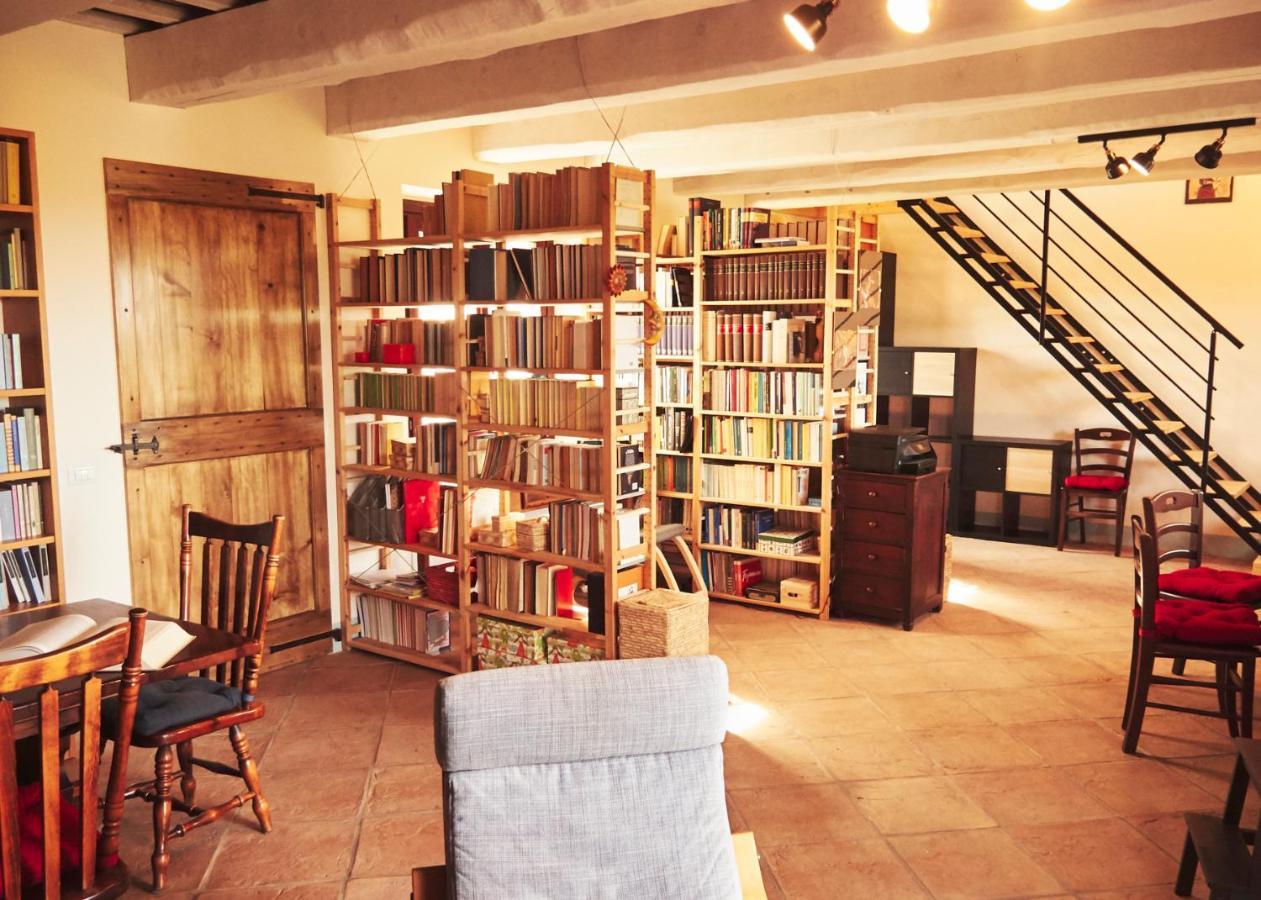 Il Gallo Silvestre - Bed&Books Montecassiano Eksteriør billede